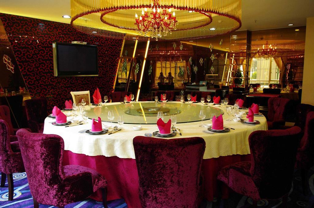 Long Zhou Grand Hotel Гуанчжоу Экстерьер фото